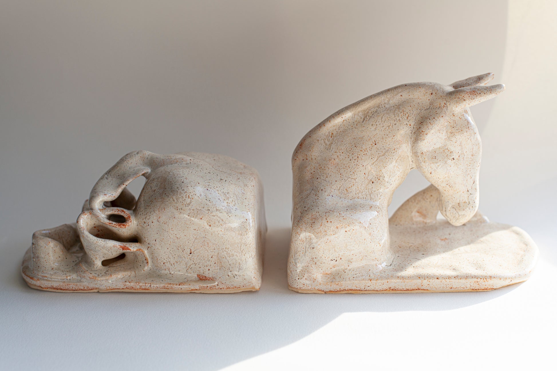 The Colombina Bookends