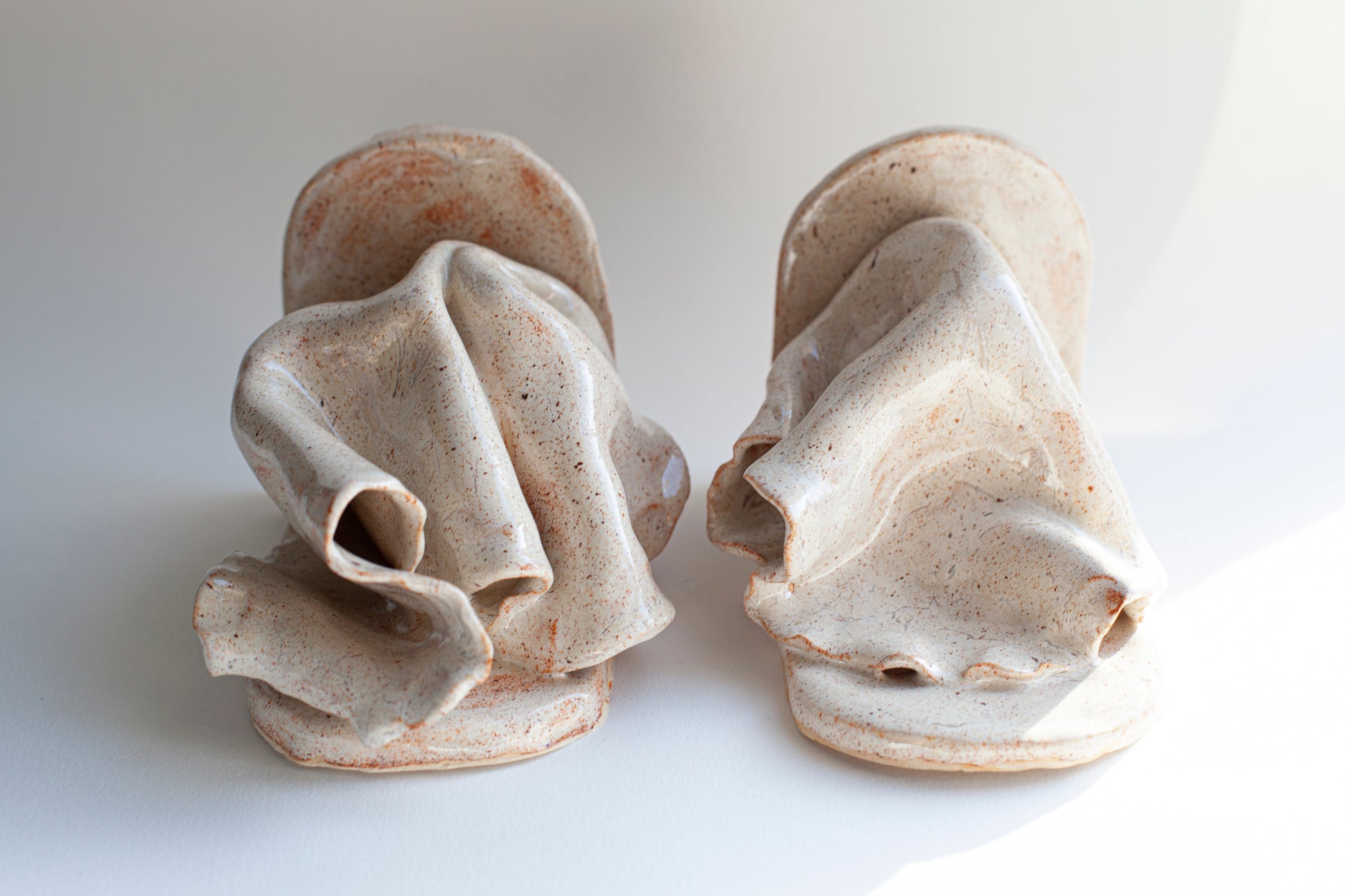Los Pañuelos Bookends.